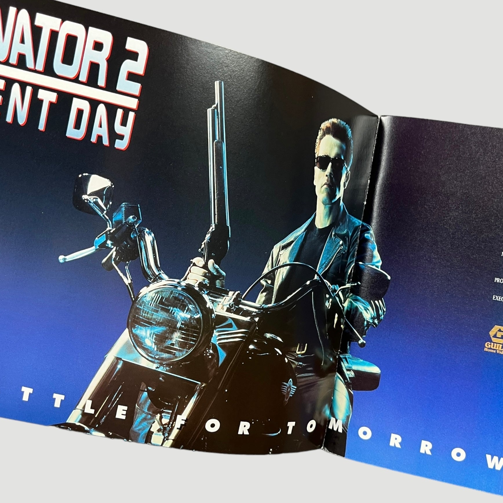 1991 Terminator T2 Metallic Boxset 2xVHS + Booklet