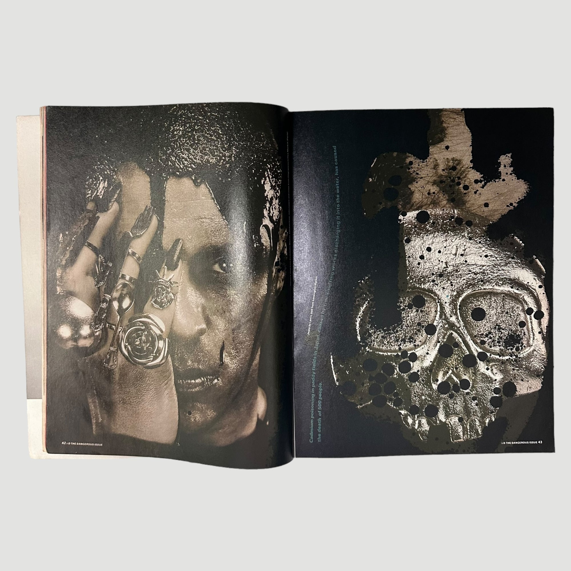 1990 i-D Magazine Warning Issue