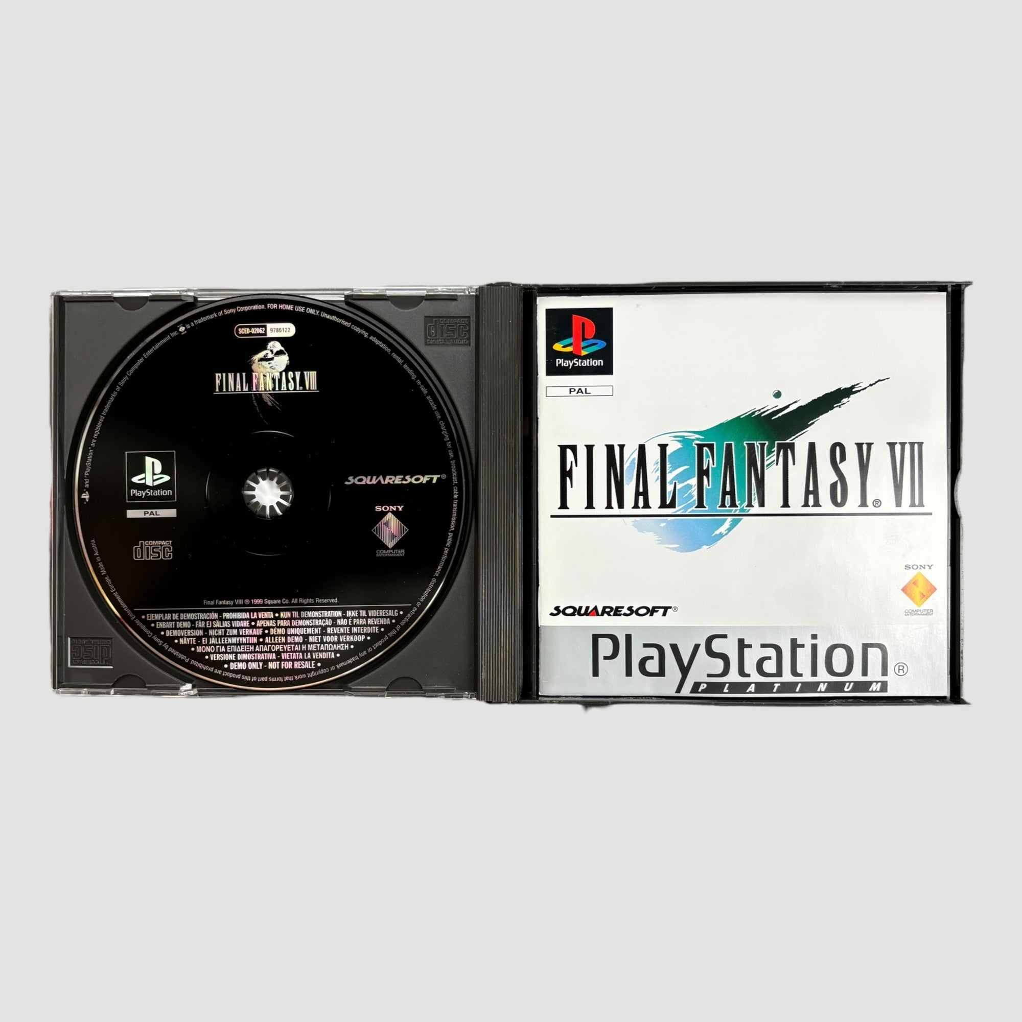 2000 Final Fantasy VII PlayStation 1 Game (Platinum Edition/EU)