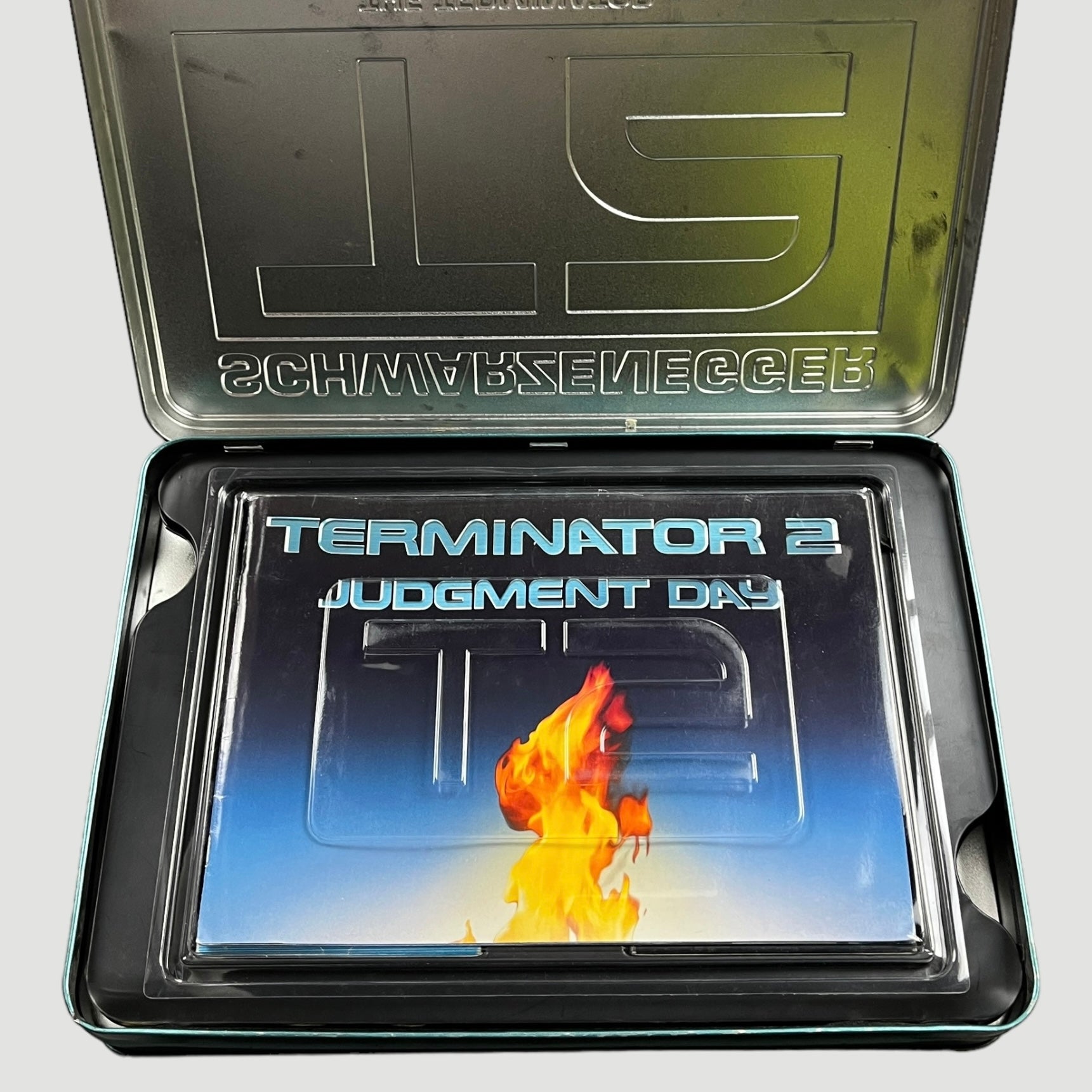 1991 Terminator T2 Metallic Boxset 2xVHS + Booklet