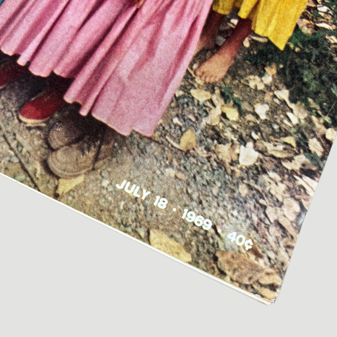 1969 LIFE Magazine 'The Youth Communes' Issue