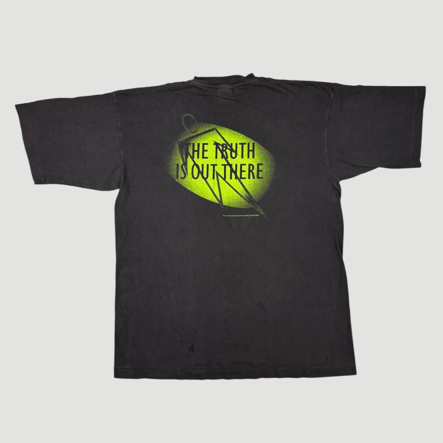 Mid 90's The X-Files Truth is Out There T-Shirt