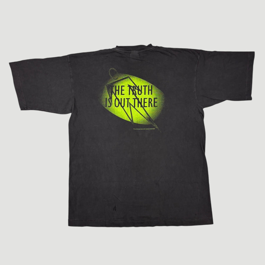 Mid 90's The X-Files Truth is Out There T-Shirt