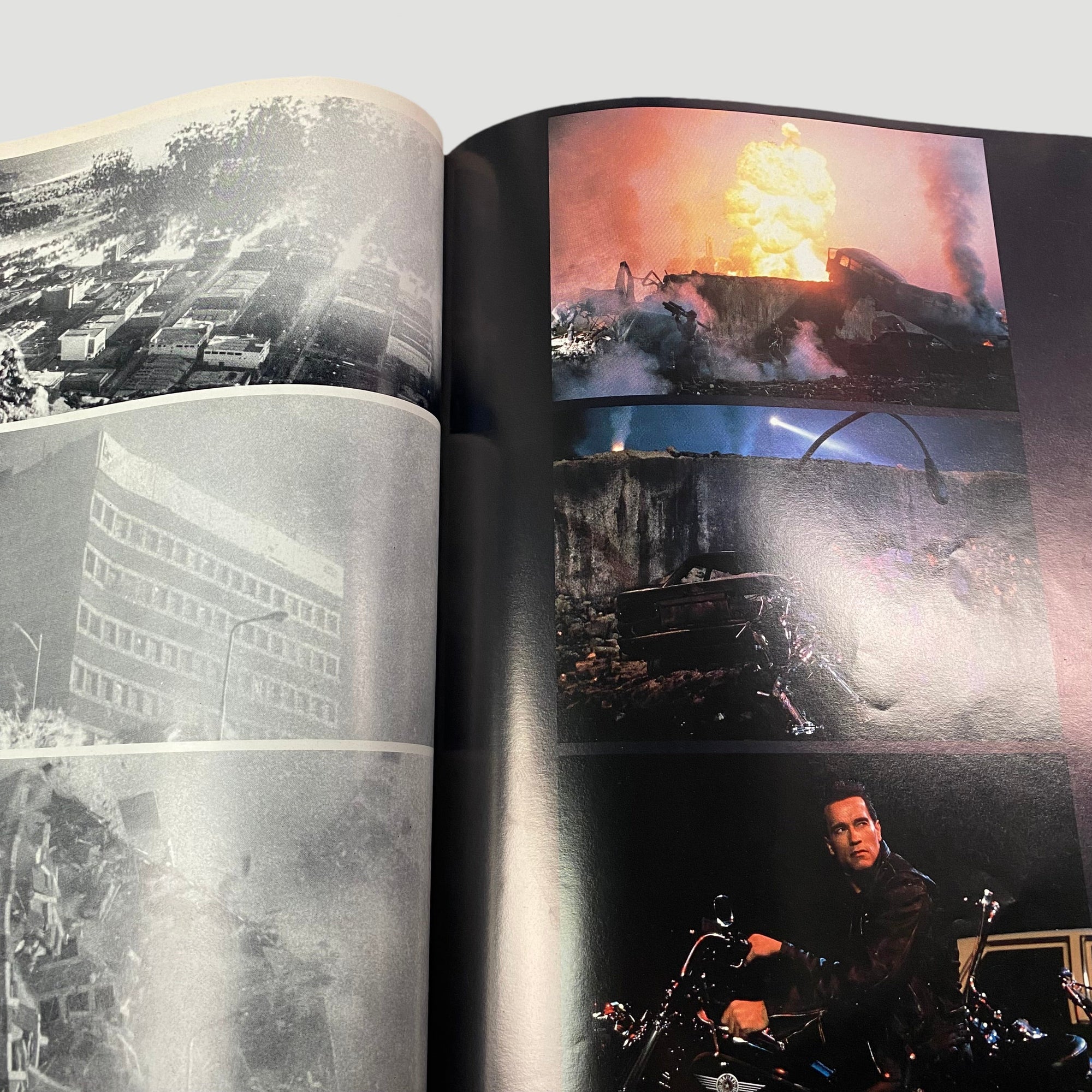 1991 Terminator 2 Judgement Day Movie Book