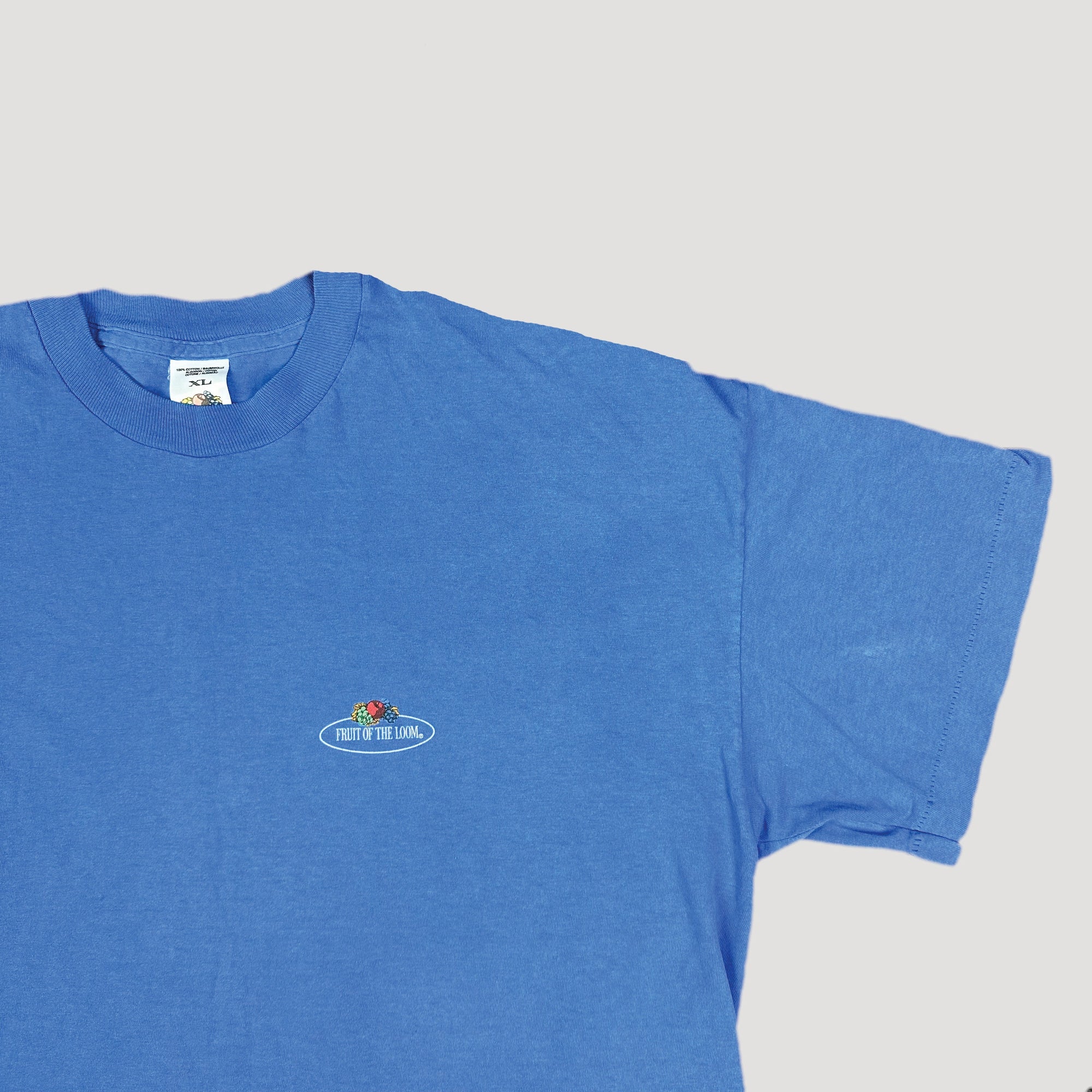90's Fruit of the Loom Basic T-Shirt