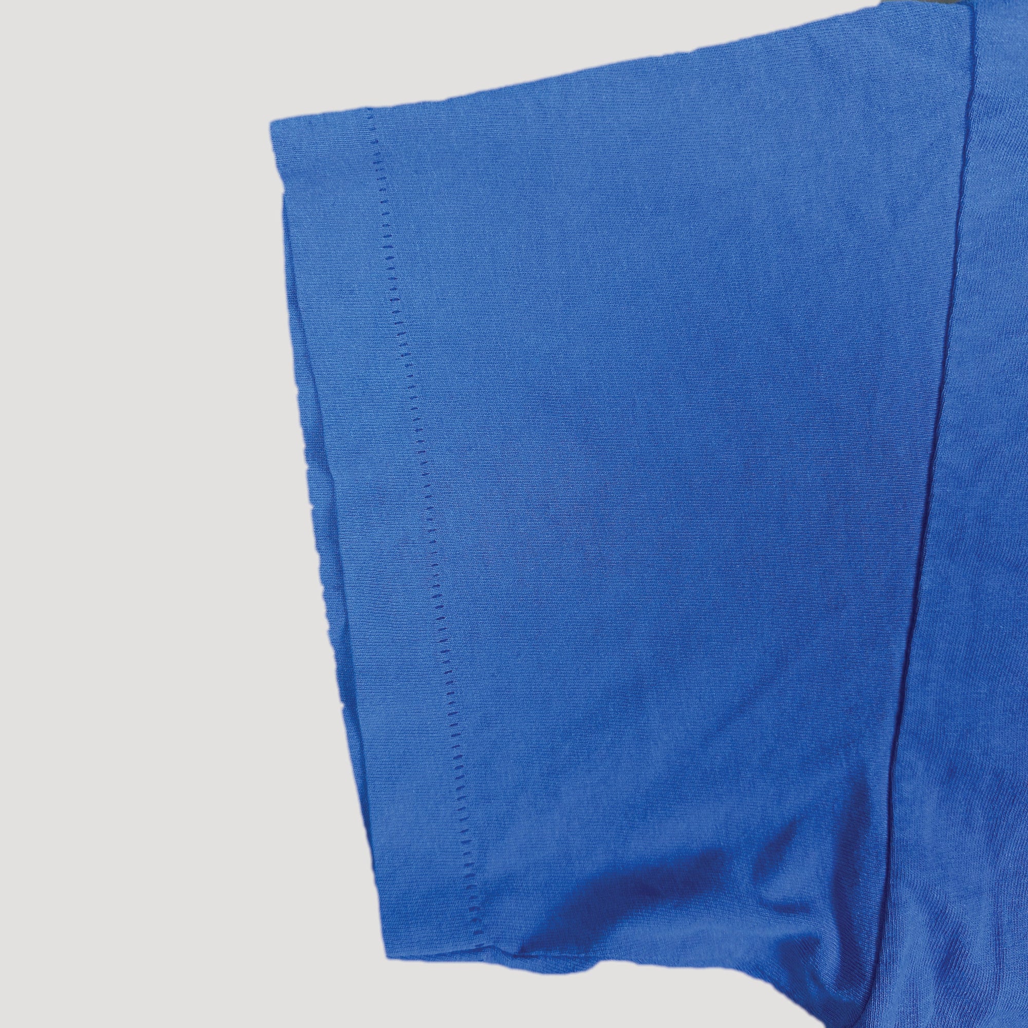 90's Fruit of the Loom Basic T-Shirt