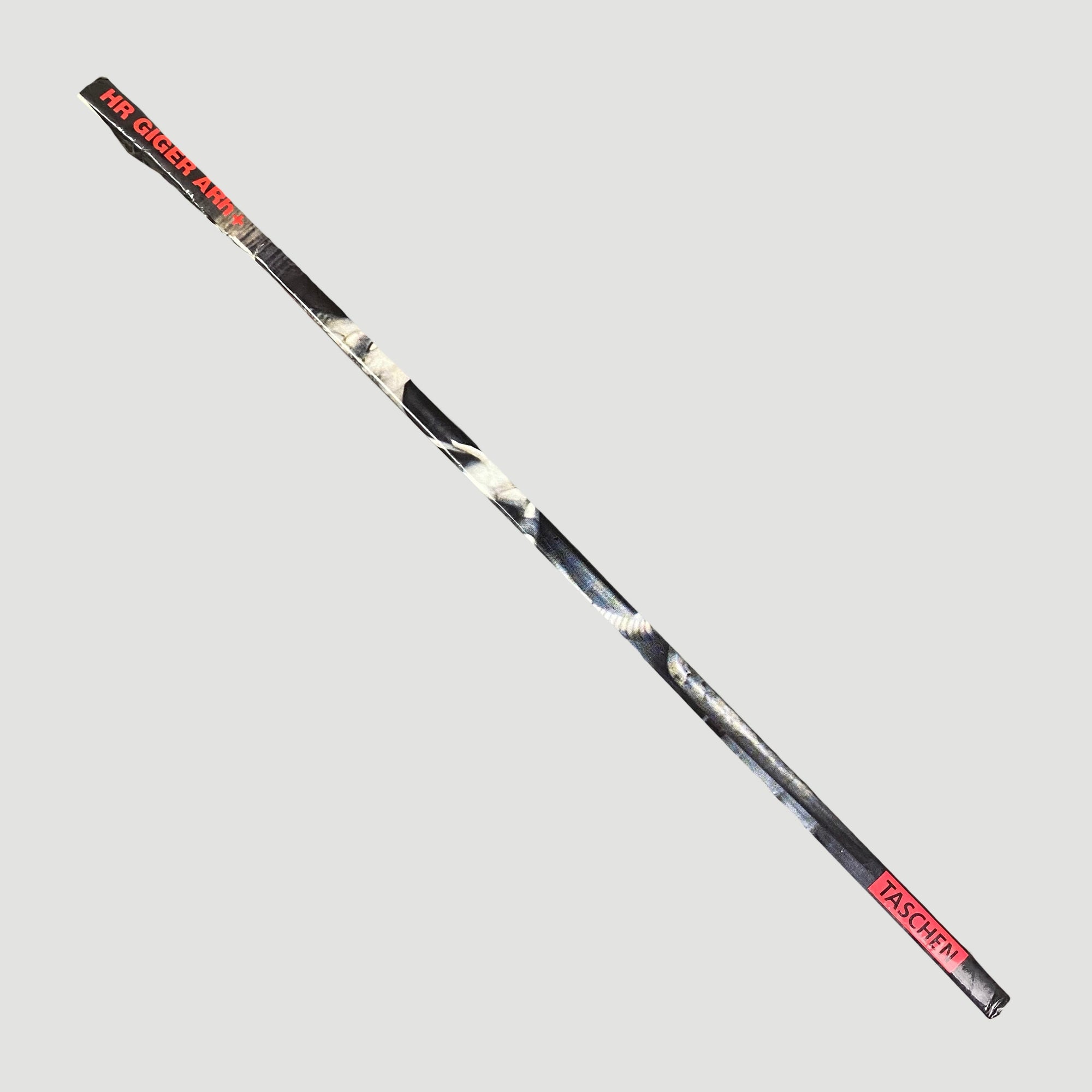 1996 HR Giger ARh+ Book