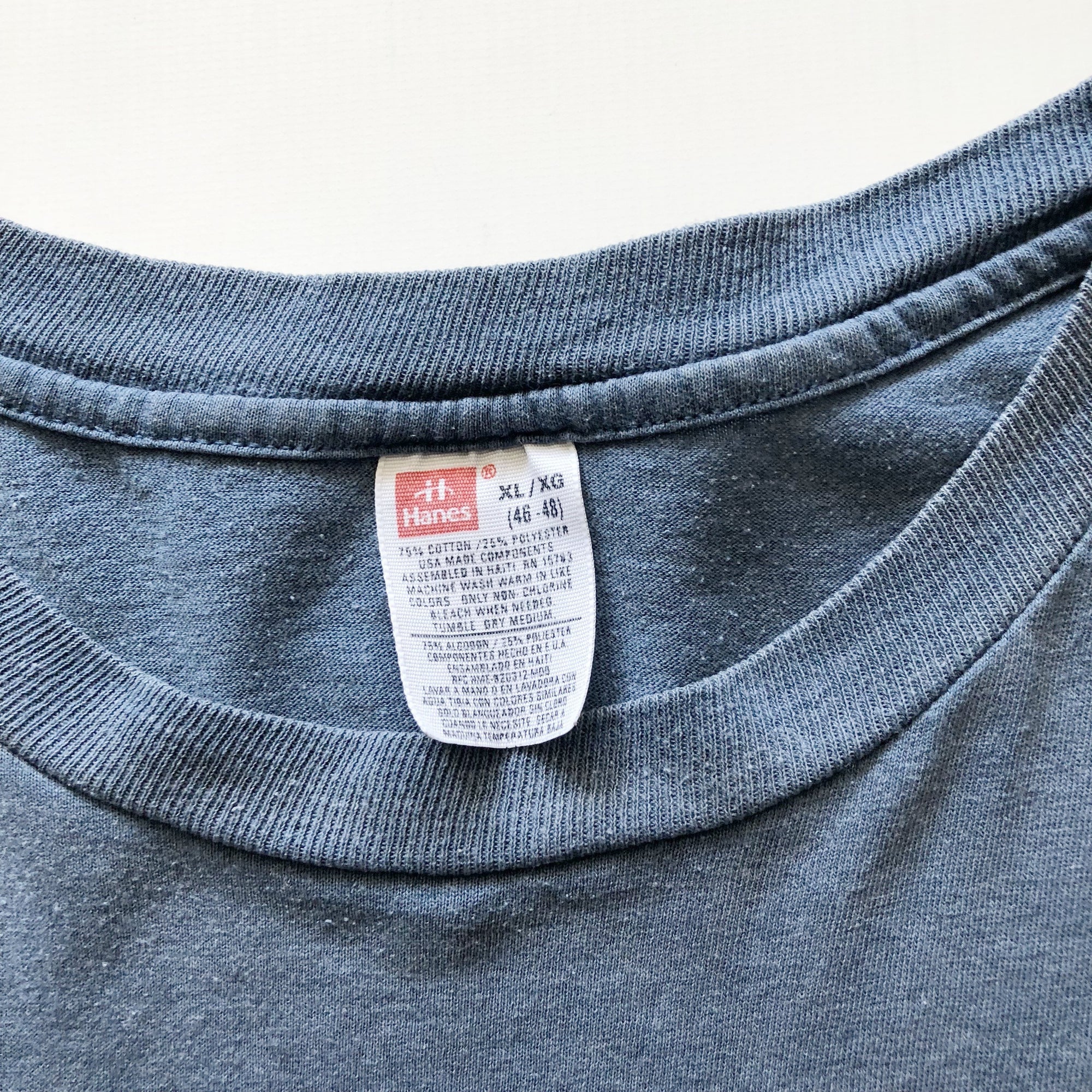 90s Single Stitch Hanes Blue Pocket T-Shirt
