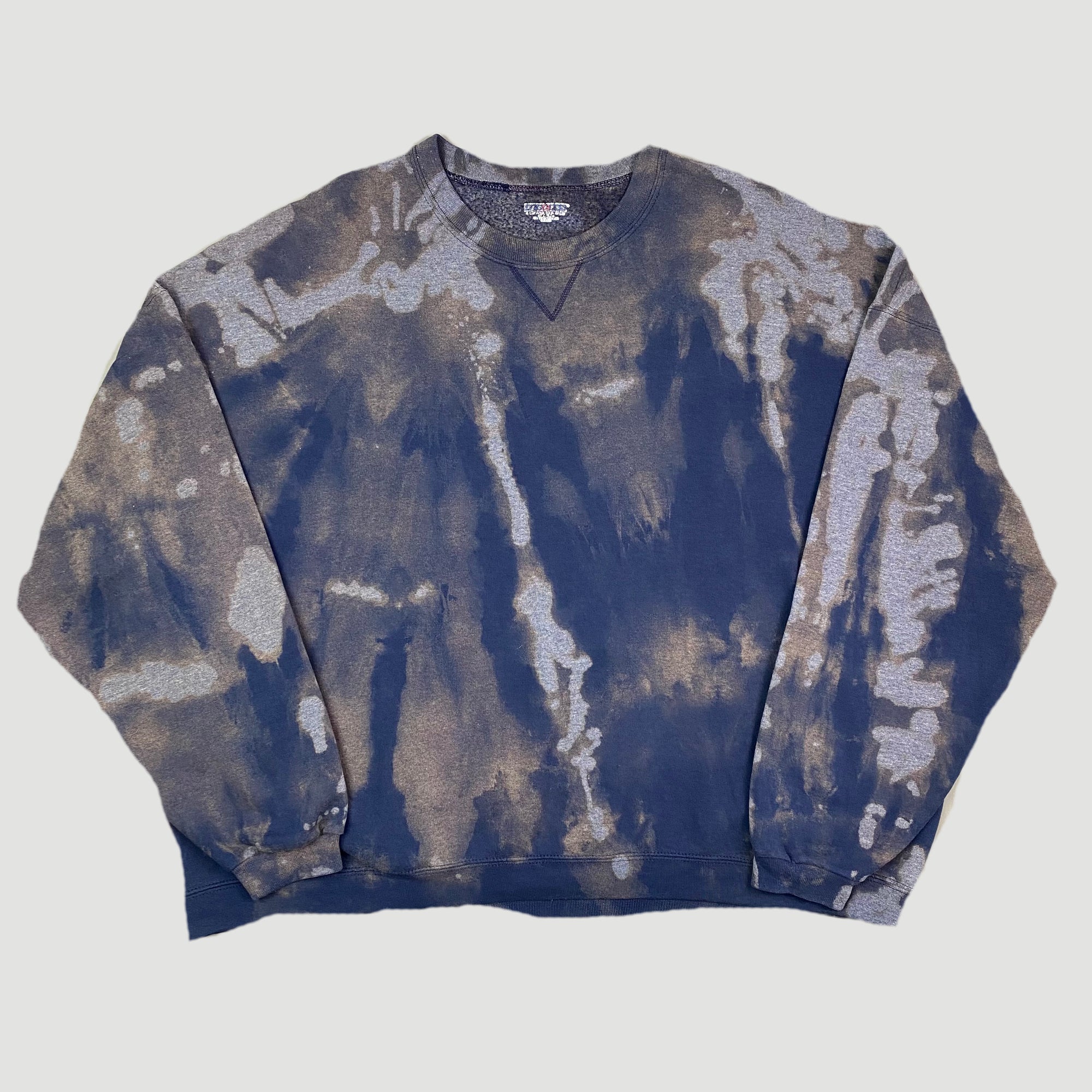 00's Bleached Navy Basic Oversized Sweatshirt