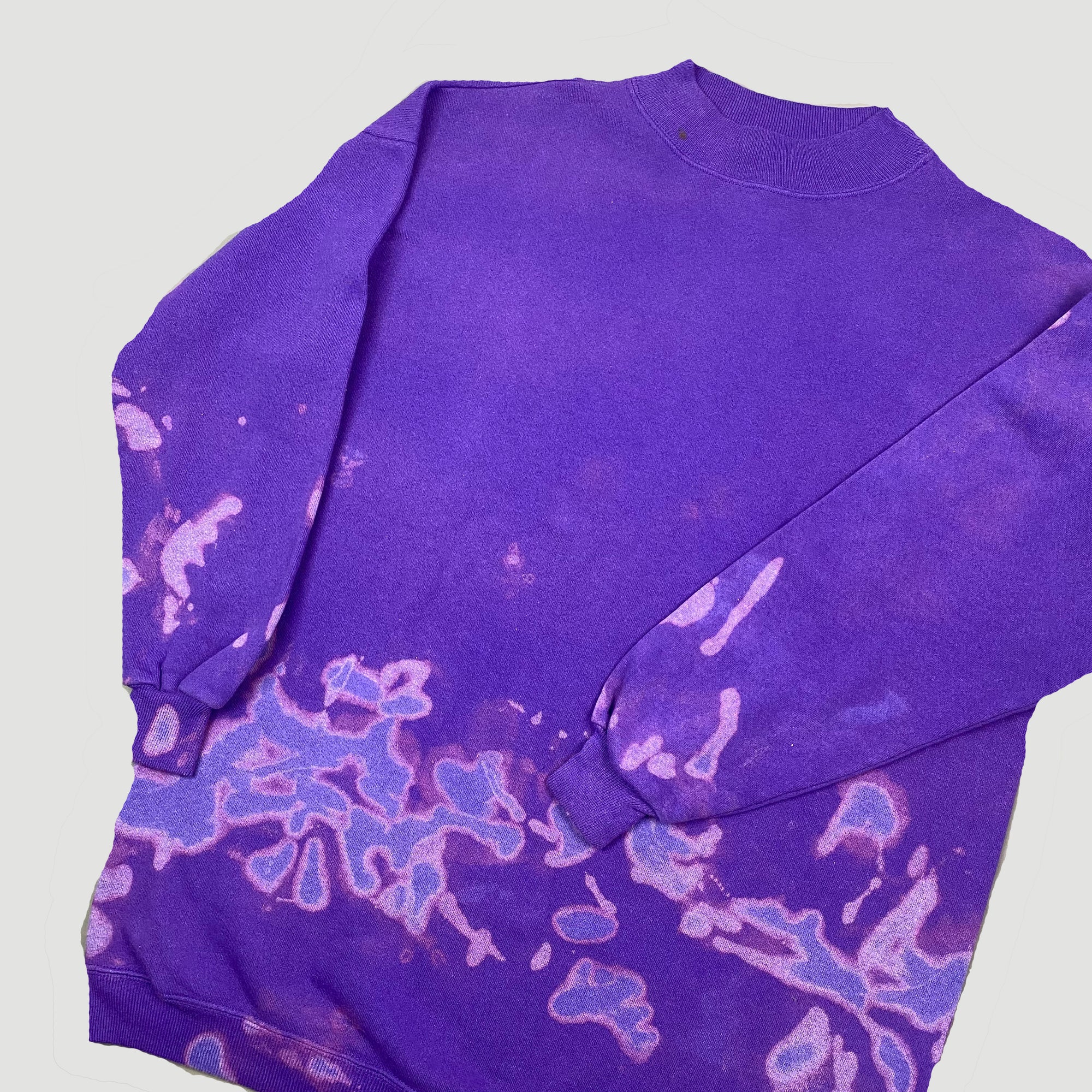 90's Bleached Purple Basic Oversized Sweatshirt