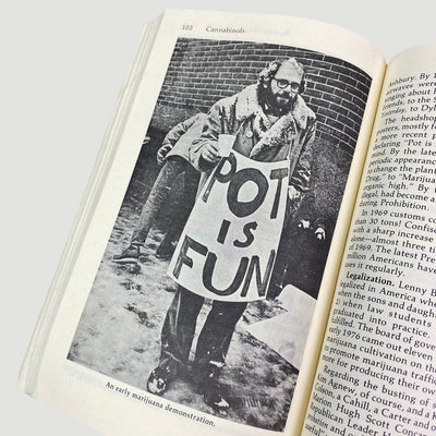 1977 Peter G. Stafford 'Psychedelics Encyclopedia'