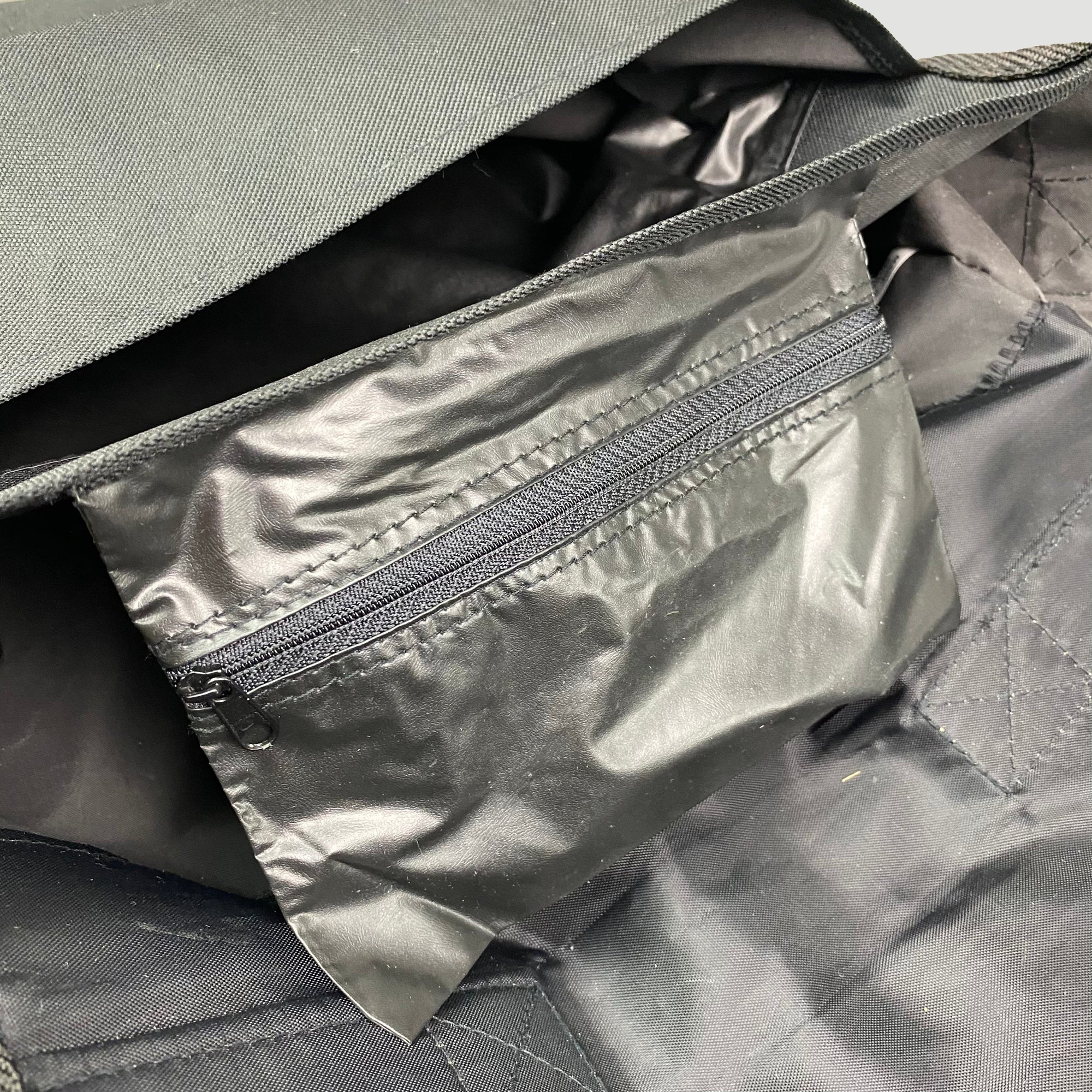 90's Manga Logo Shoulder Bag