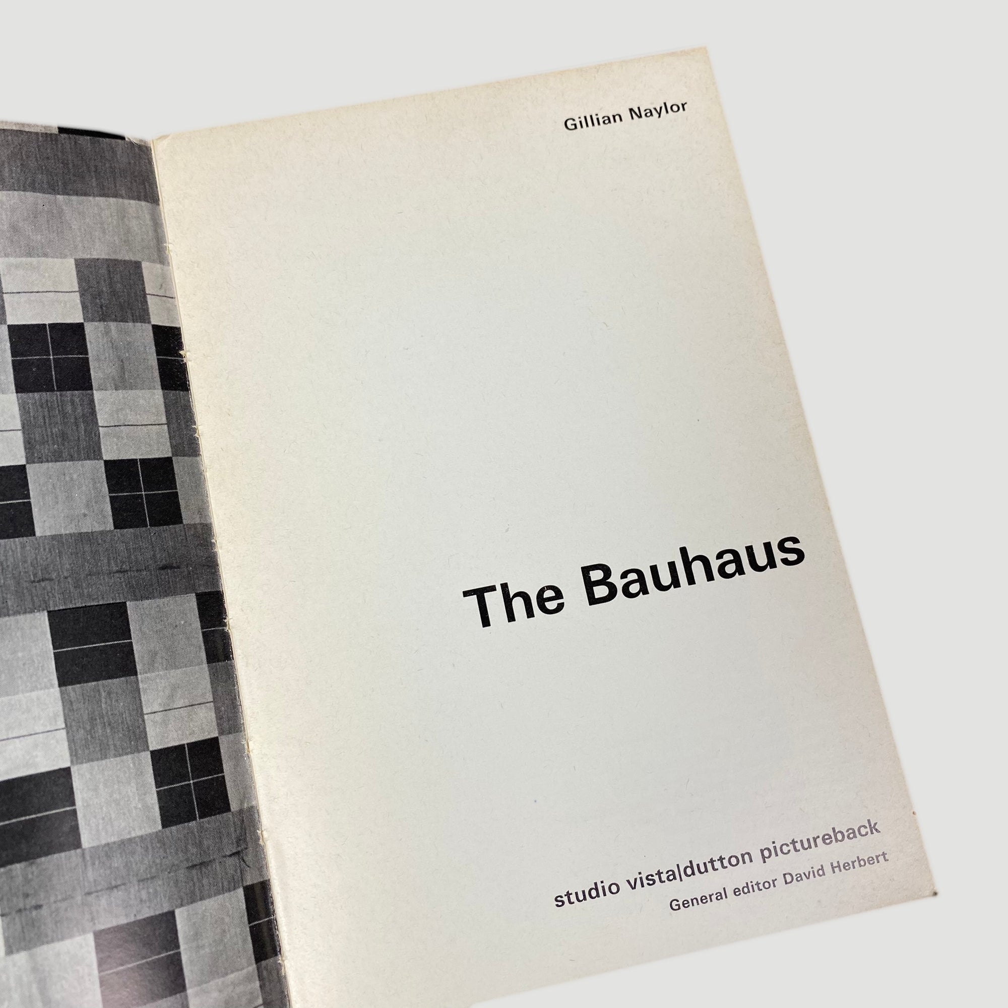 1968 The Bauhaus Pictureback