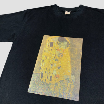 90's Gustav Klimt 'The Kiss' T-Shirt