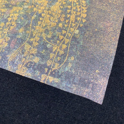 90's Gustav Klimt 'The Kiss' T-Shirt