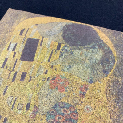 90's Gustav Klimt 'The Kiss' T-Shirt