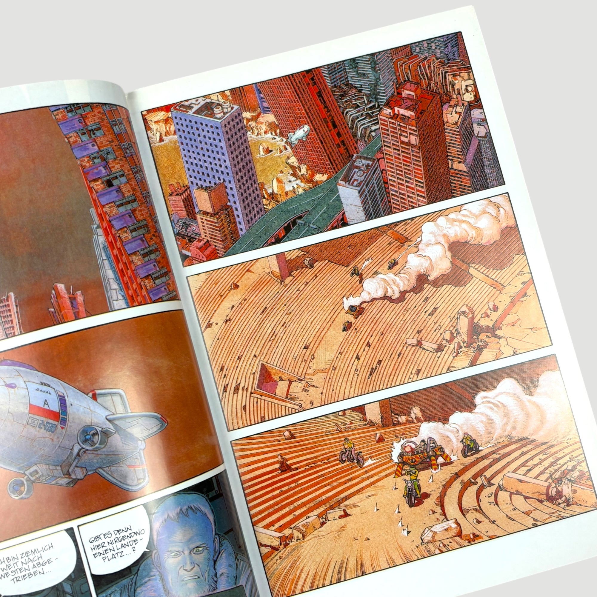 2001 Akira 6 German Edition