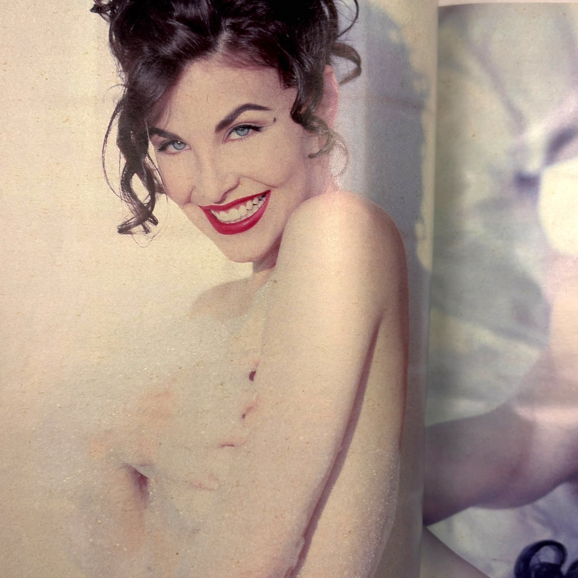 90's Playboy Sherilyn Fenn Issue (Signed)