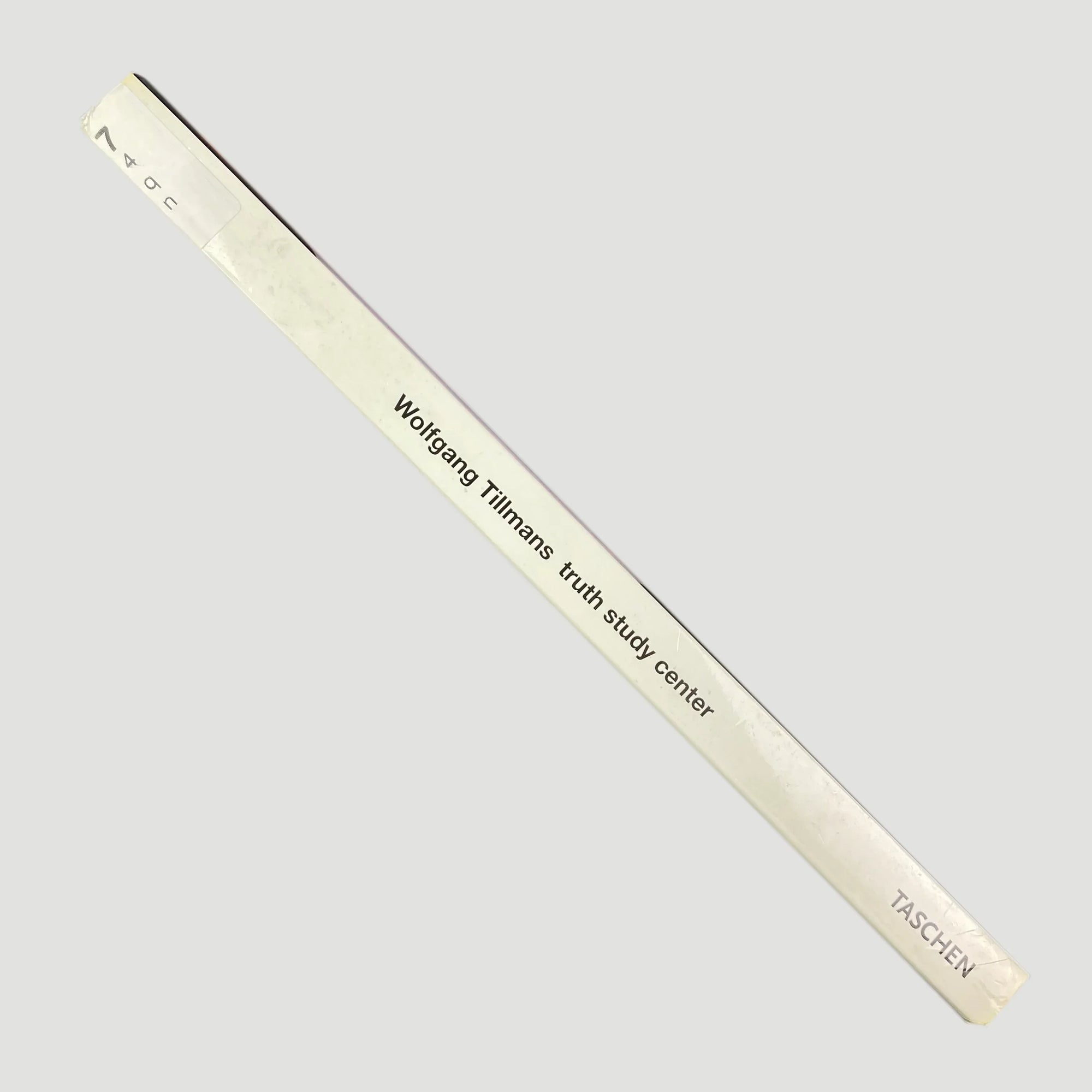 2005 Wolfgang Tillmans ‘truth study center’