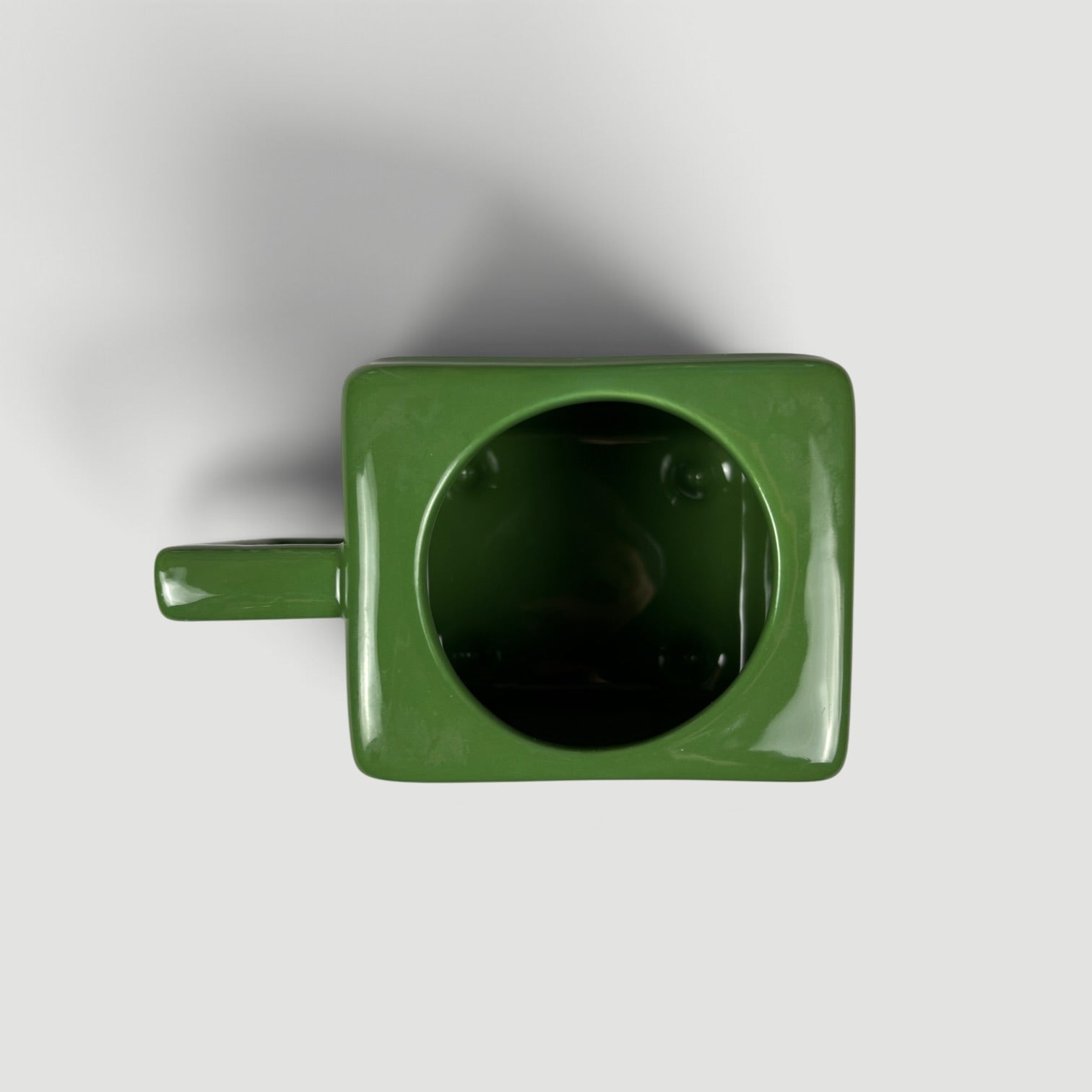 2003 The Matrix Reloaded TV-Shaped Heat Reveal Mug