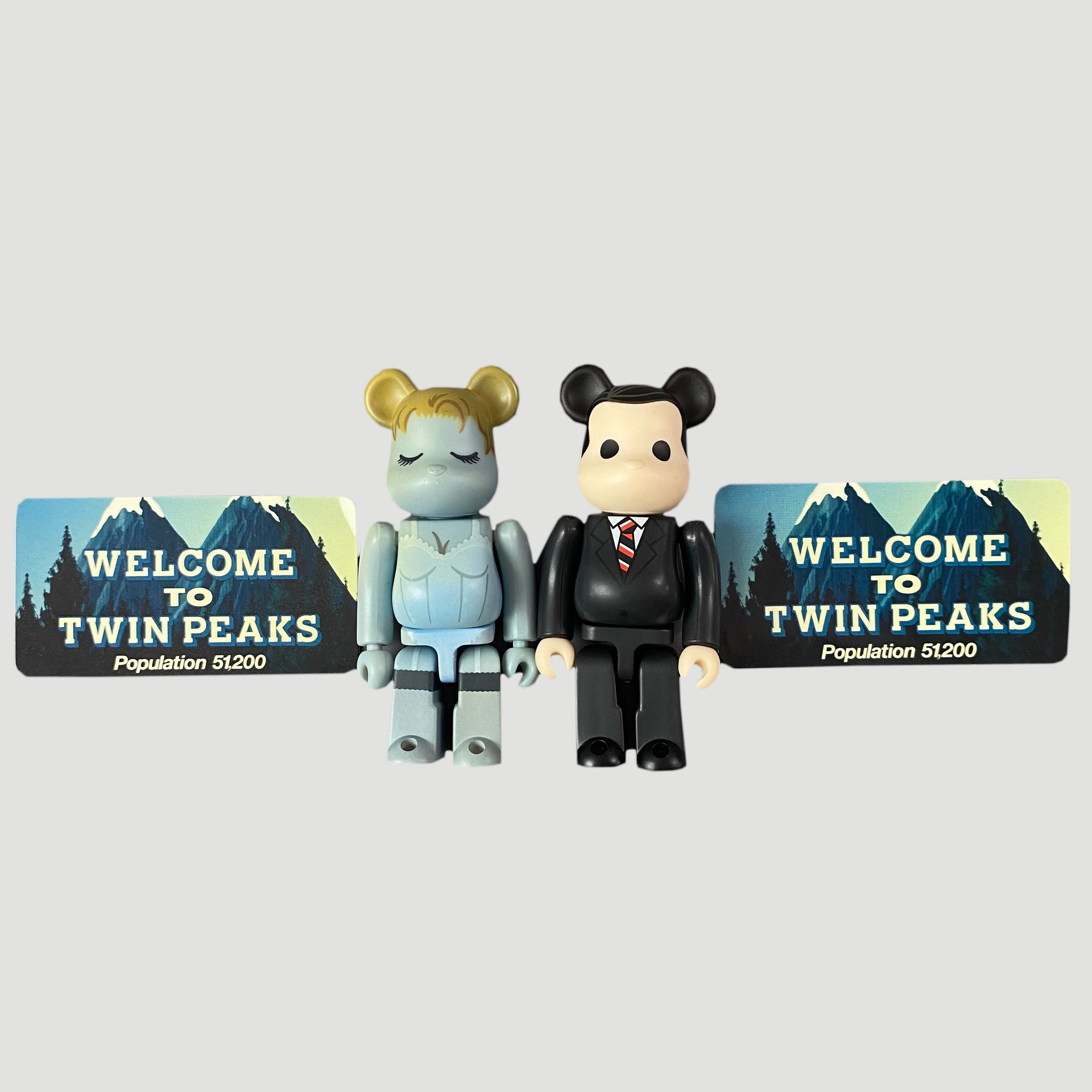 2010 Twin Peaks Bearbrick Set