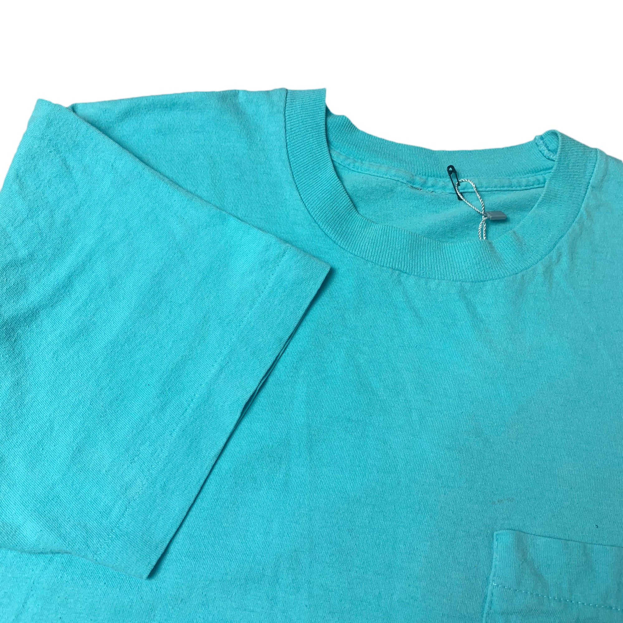 90's Basic Turquoise Pocket T-Shirt