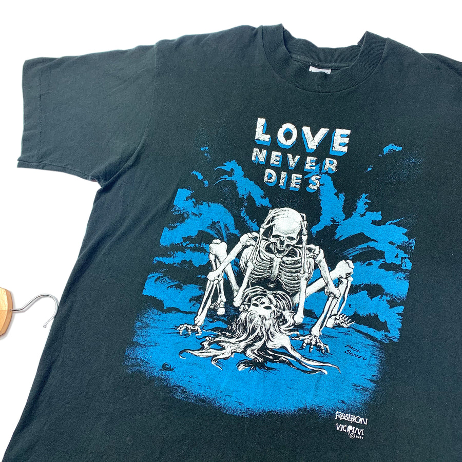 1991 Fashion Victim 'Love Never Dies' T-Shirt