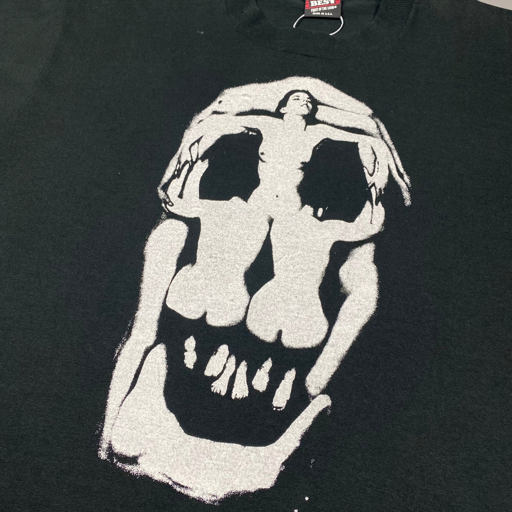 90s ビンテージ Salvador Dali nude skull Tシャツ 90s ビンテージ Salvador Dali nude skull Tシャツ