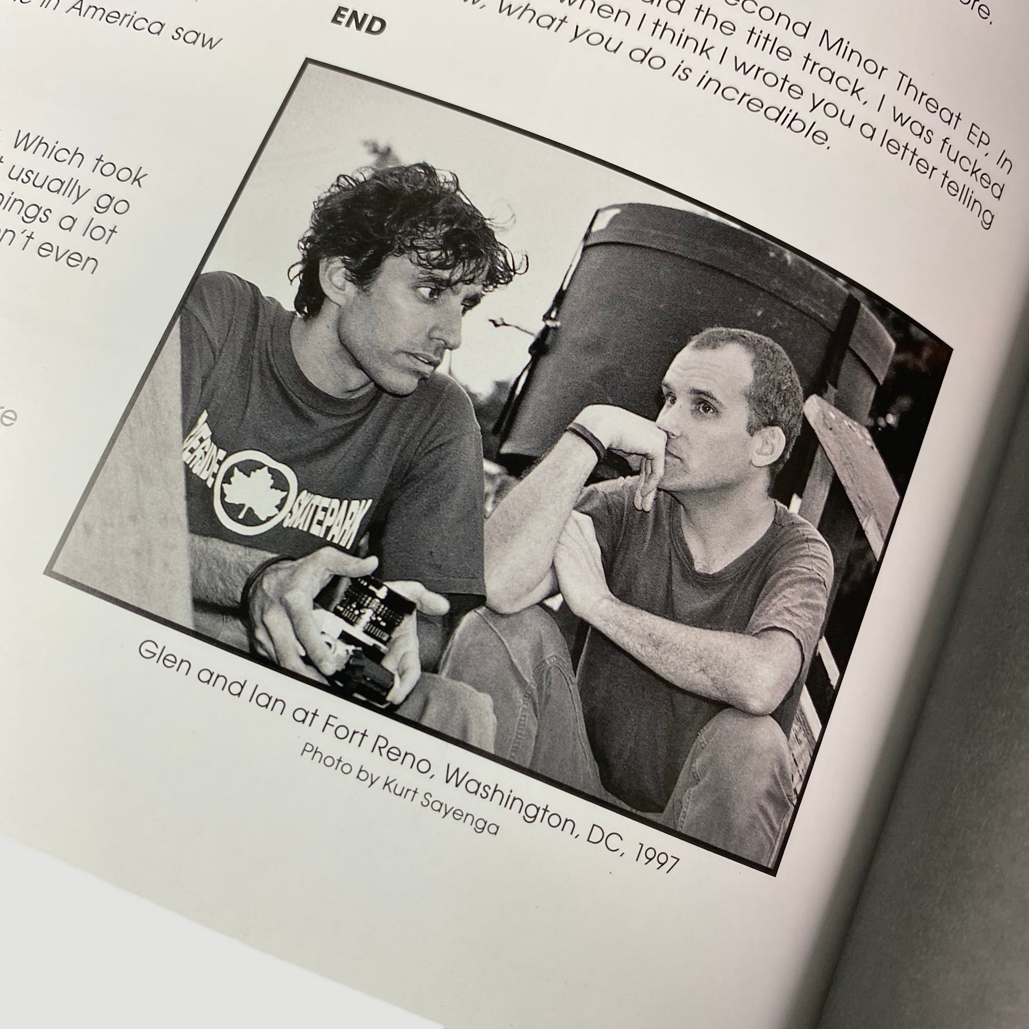 fugazi 写真集　Glen E. Friedman Keep Your Eyes Open: The Fugazi Photographs of Glen E