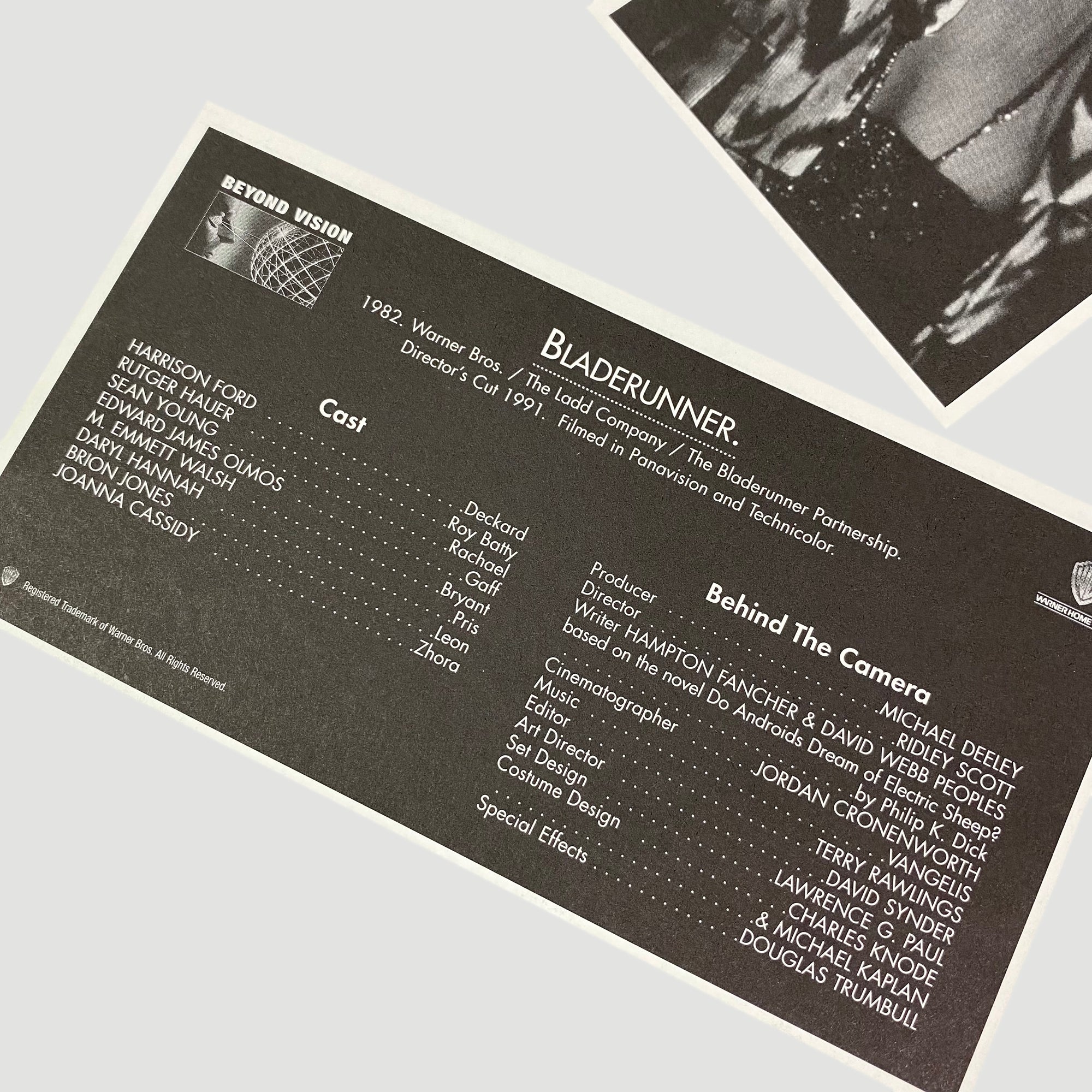 1991 Blade Runner Directors Cut VHS w/postcards