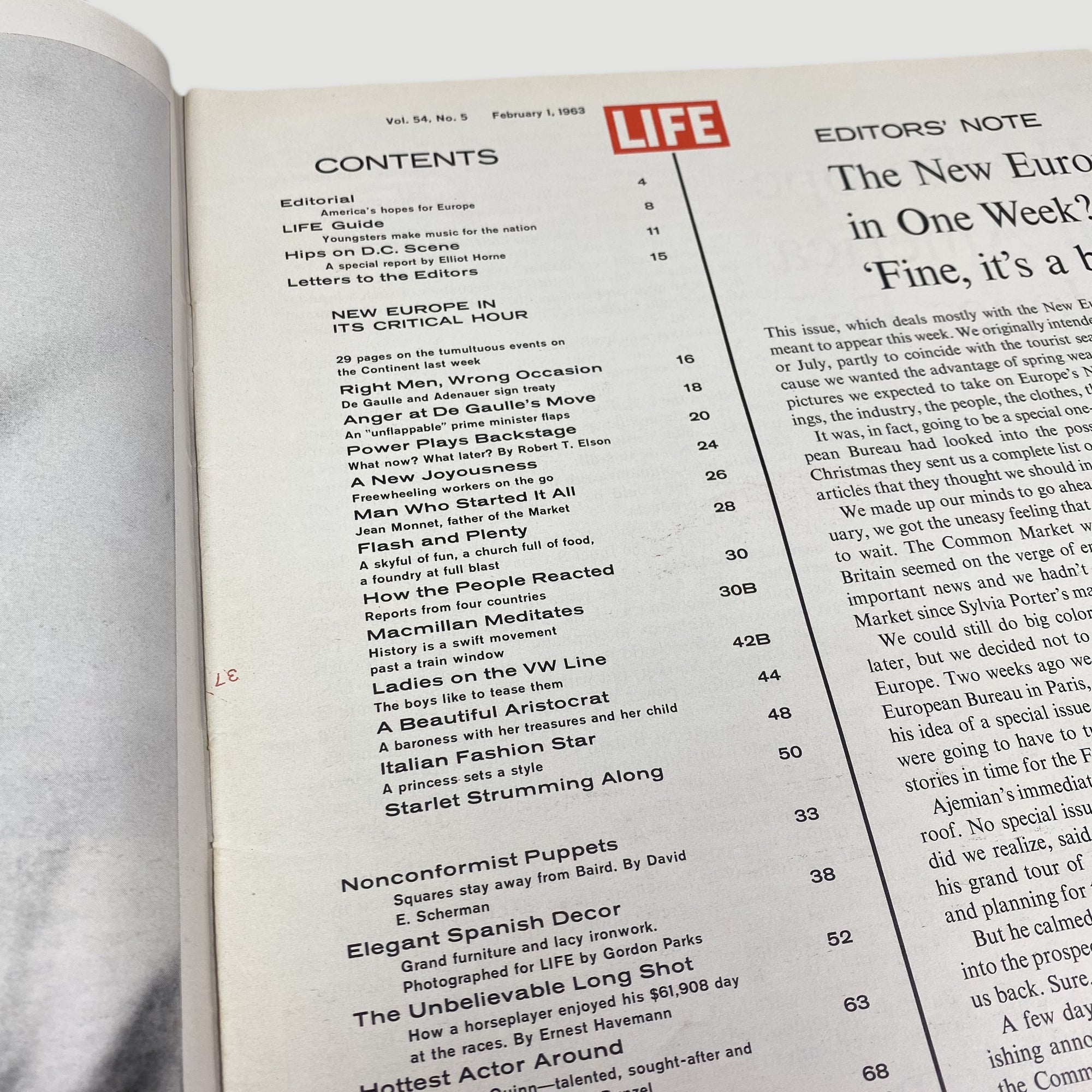 1963 LIFE Magazine Alfred Hitchcock Issue