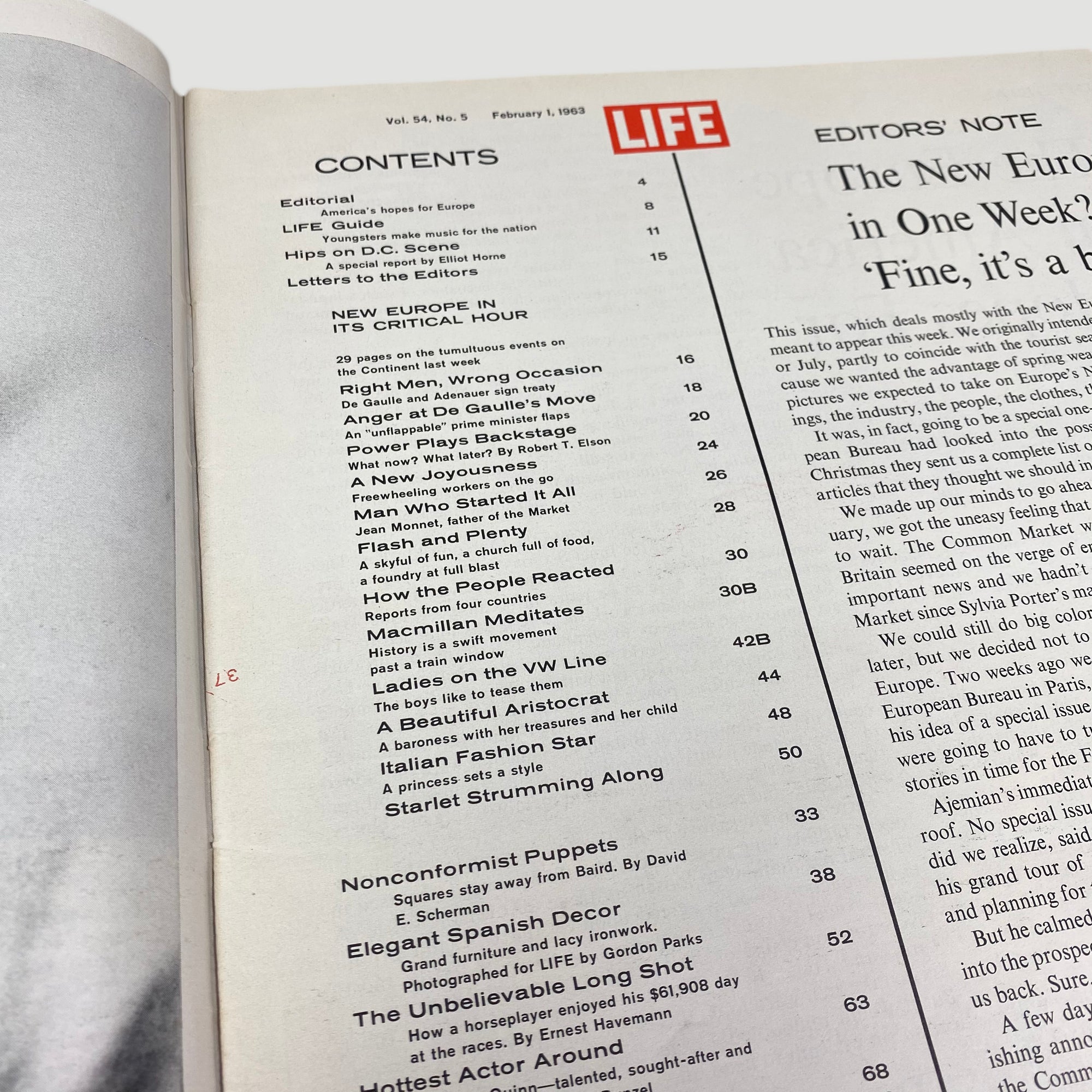 1963 LIFE Magazine Alfred Hitchcock Issue