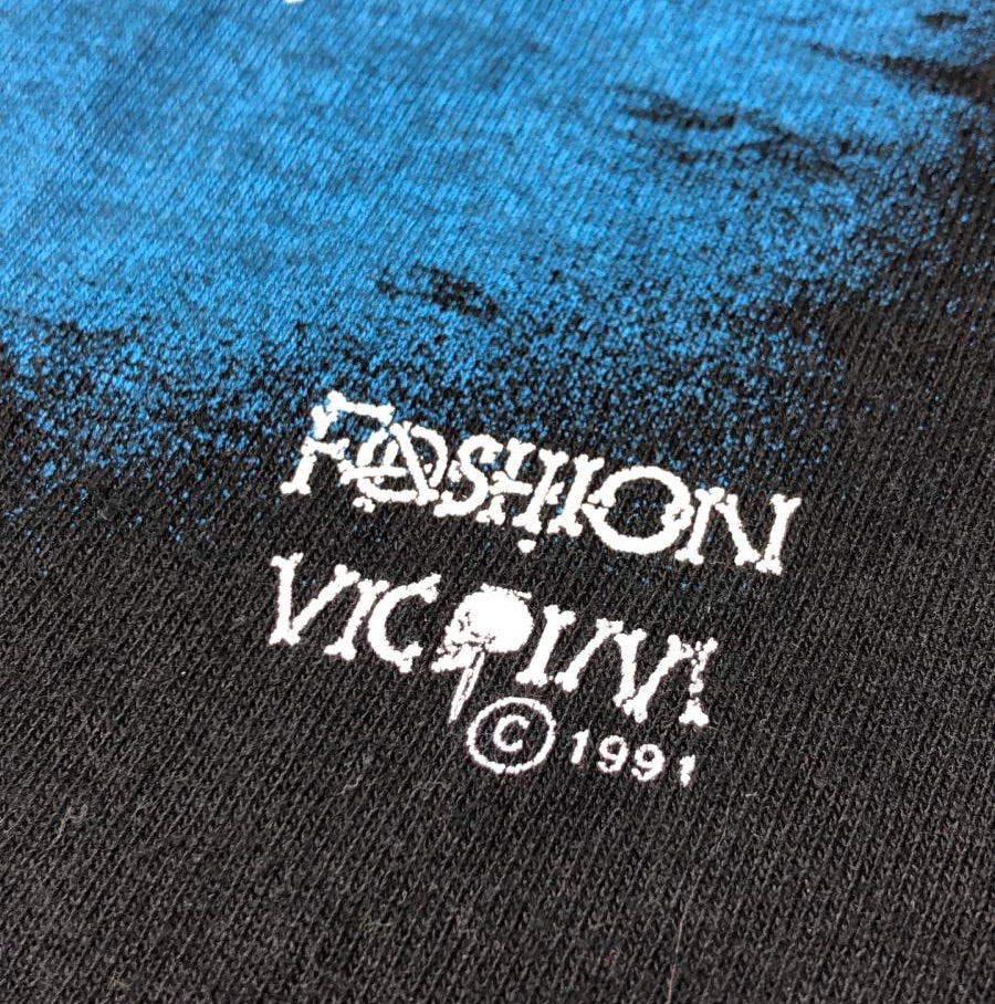 Vtg Original Skull And Cross Bones 1991 Fashion Victim XL